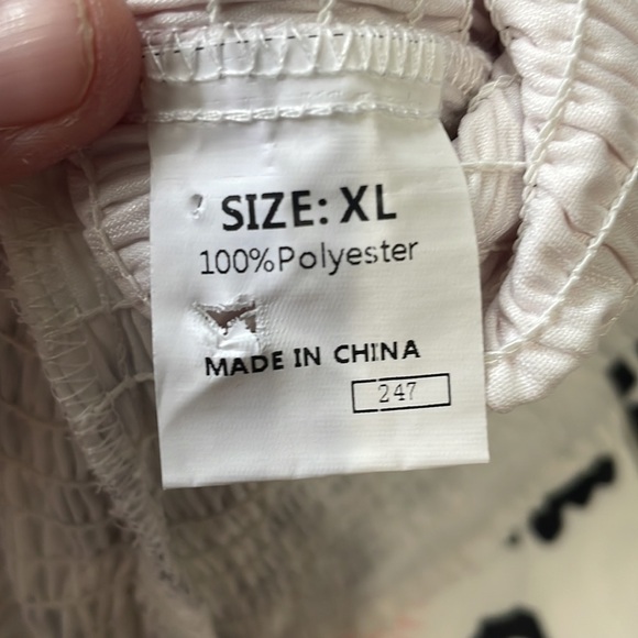 Cheetah Print Jumpsuit‎ - Picture 6 of 7